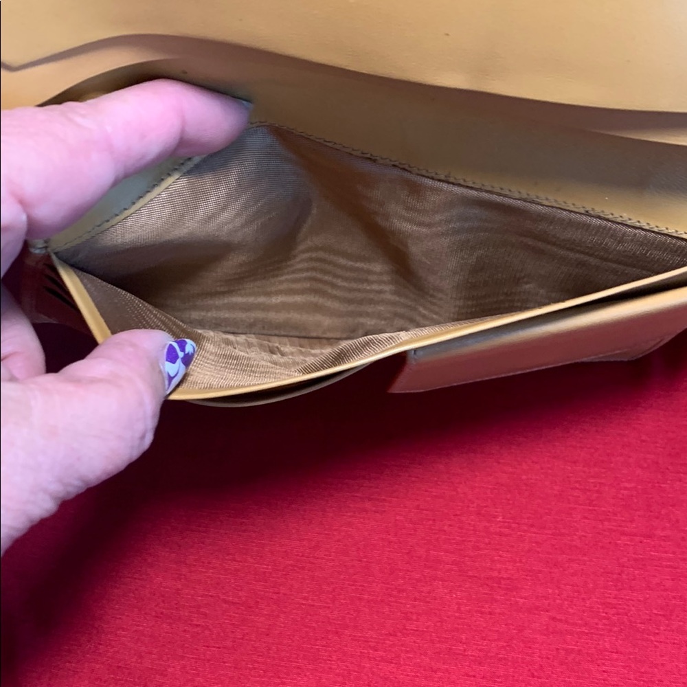 EUC Vintage Celine Brown and Tan Leather Wallet - Picture 6 of 12